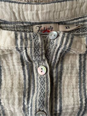 Faherty Organic Cotton Cream Gauze Button-Front Blouse with Navy Detail